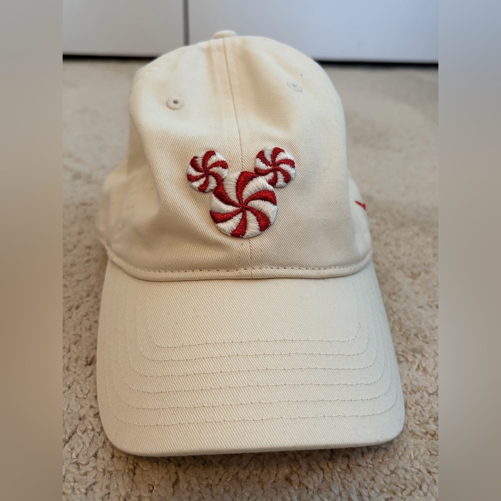 Disney Parks Disneyland Mickey Icon Peppermint Swirl Cream Hat Cap‎ One Size